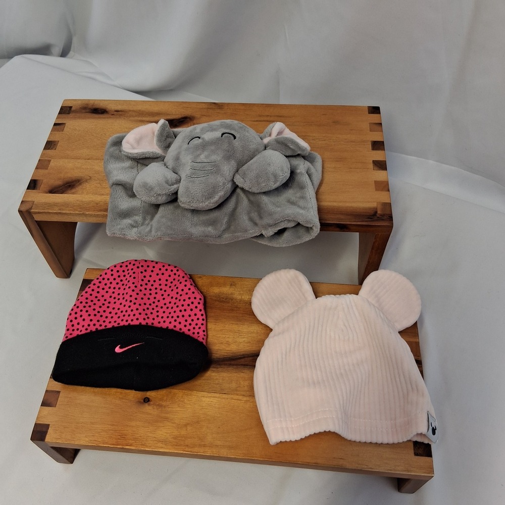 Baby Hats! Lot‎ of 3 ADORABLE Girl Infant head wrap warm winter